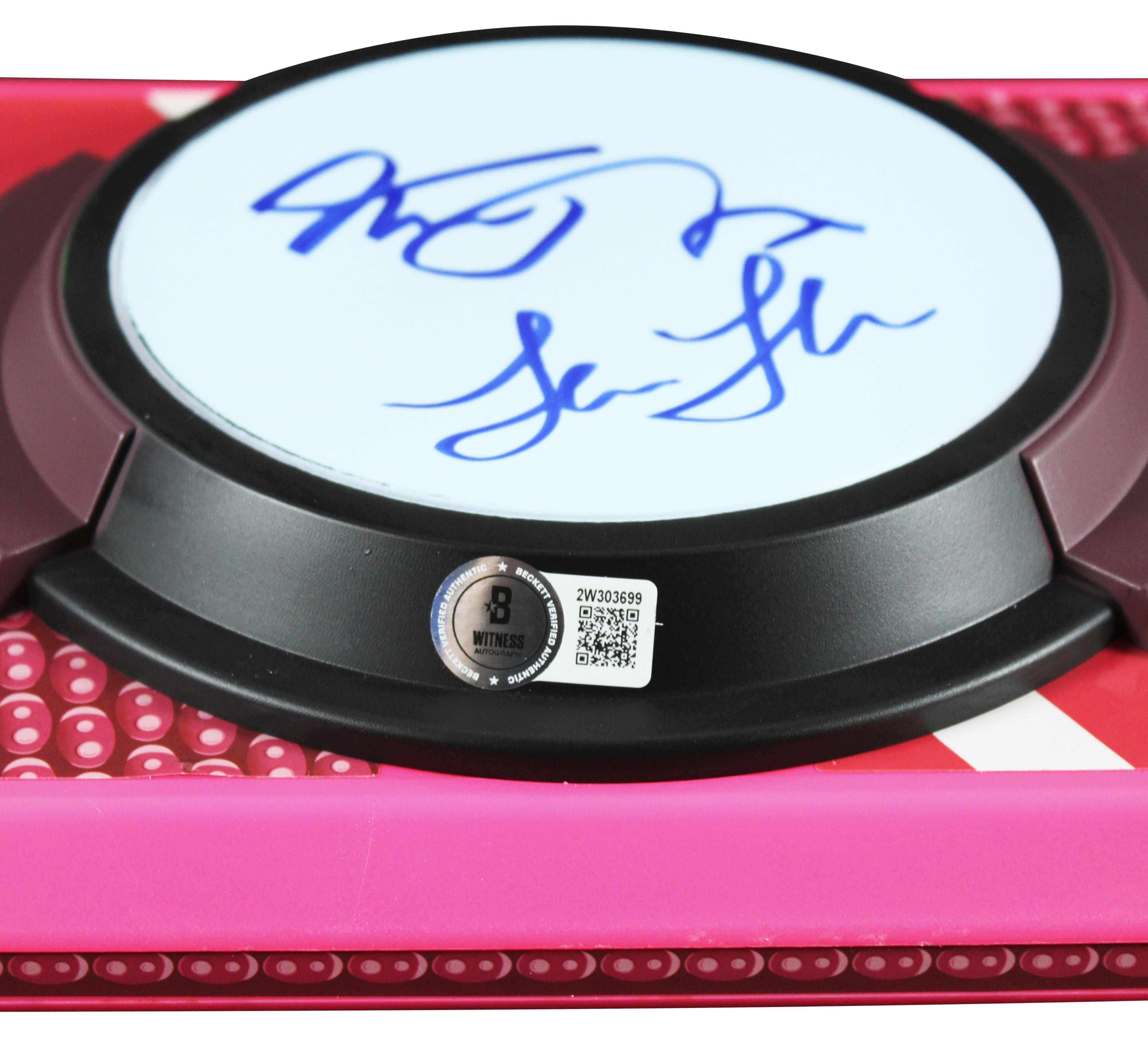 Michael J. Fox, Christopher Lloyd, Lea Thompson, & Tom Wilson Signed "Back To The Future Part II" Full-Size Hoverboard (Beckett) at PristineAuction.com Michael J. Fox, Christopher Lloyd, Lea Thompson, & Tom Wilson Signed "Back To The Future Part II" Full-Size Hoverboard (Beckett) at PristineAuction.com