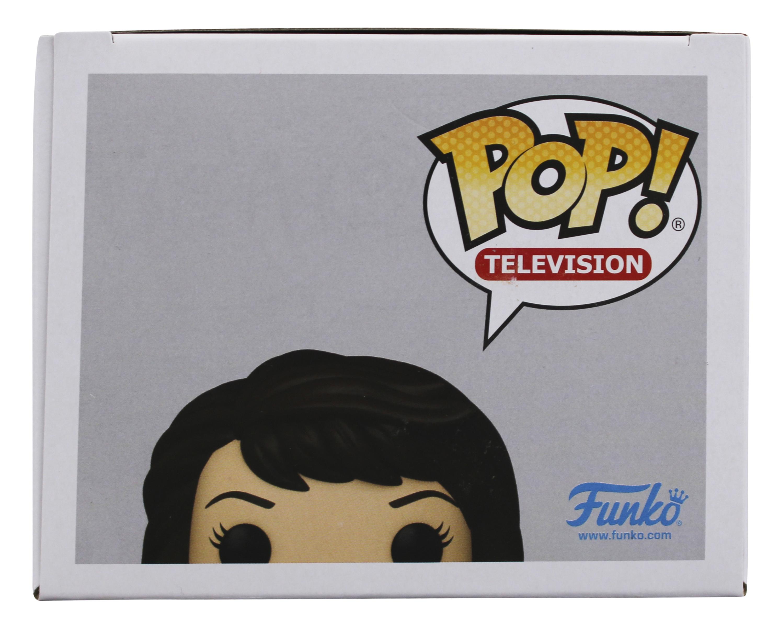Tiffani Thiessen Signed "Saved By The Bell" #1576 Funko Pop! Vinyl Figure (Beckett) at PristineAuction.com Tiffani Thiessen Signed "Saved By The Bell" #1576 Funko Pop! Vinyl Figure (Beckett) at PristineAuction.com