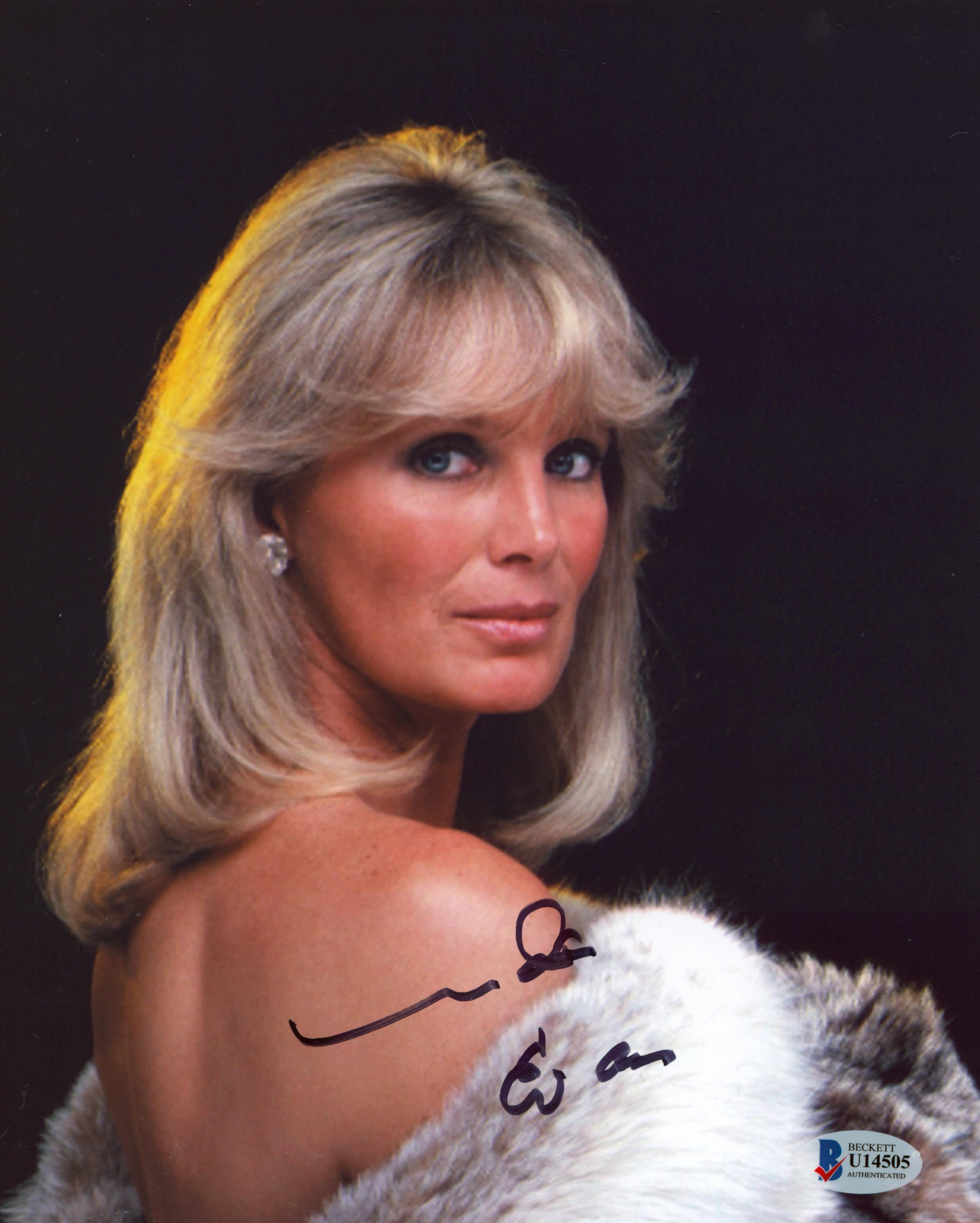 Linda Evans Signed "Dynasty" 8x10 Photo (Beckett) at PristineAuction.com Linda Evans Signed "Dynasty" 8x10 Photo (Beckett) at PristineAuction.com