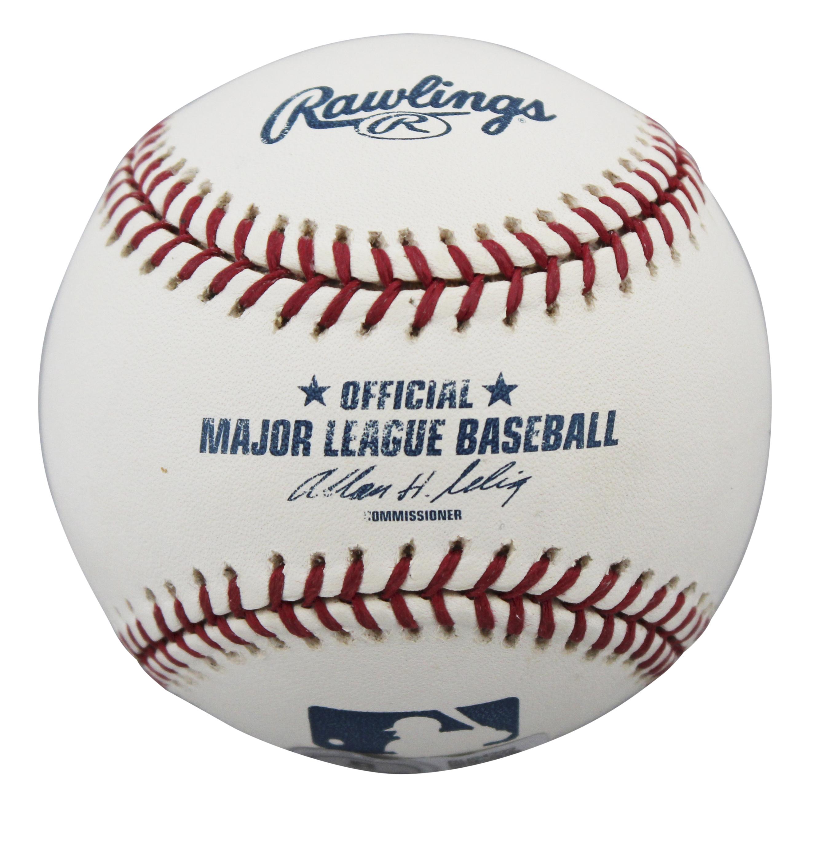 George Brett Signed OML Baseball (Beckett) at PristineAuction.com George Brett Signed OML Baseball (Beckett) at PristineAuction.com