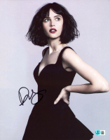 Felicity Jones Signed 11x14 Photo (Beckett) at PristineAuction.com