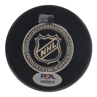 Jonathan Toews Signed 2010 Stanley Cup Blackhawks Logo Hockey Puck (PSA) at PristineAuction.com Jonathan Toews Signed 2010 Stanley Cup Blackhawks Logo Hockey Puck (PSA) at PristineAuction.com