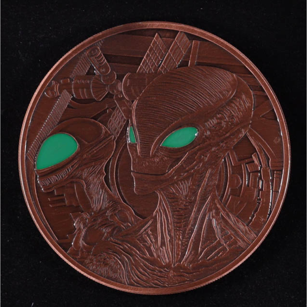 High Relief .999 Fine Copper 5 Ounce AVDP Glow in the Dark Alien Bullion Round at PristineAuction.com