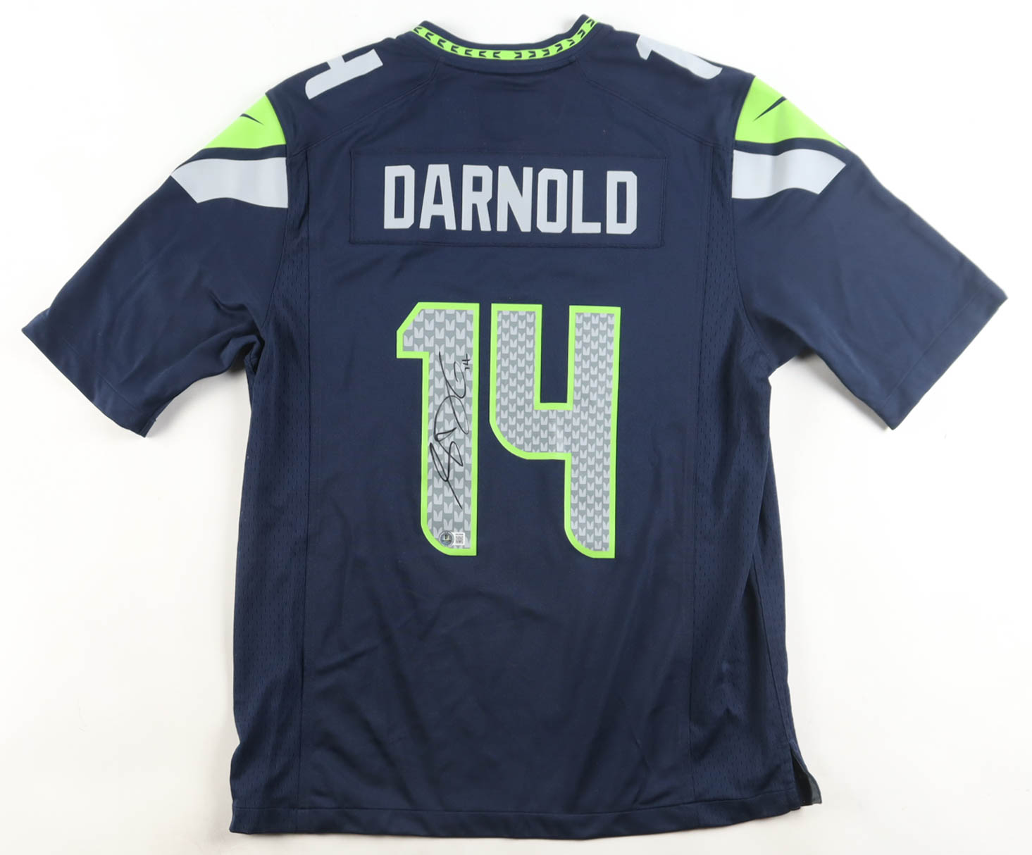 Sam Darnold Signed Seahawks Nike Authentic Jersey (Beckett) at PristineAuction.com Sam Darnold Signed Seahawks Nike Authentic Jersey (Beckett) at PristineAuction.com
