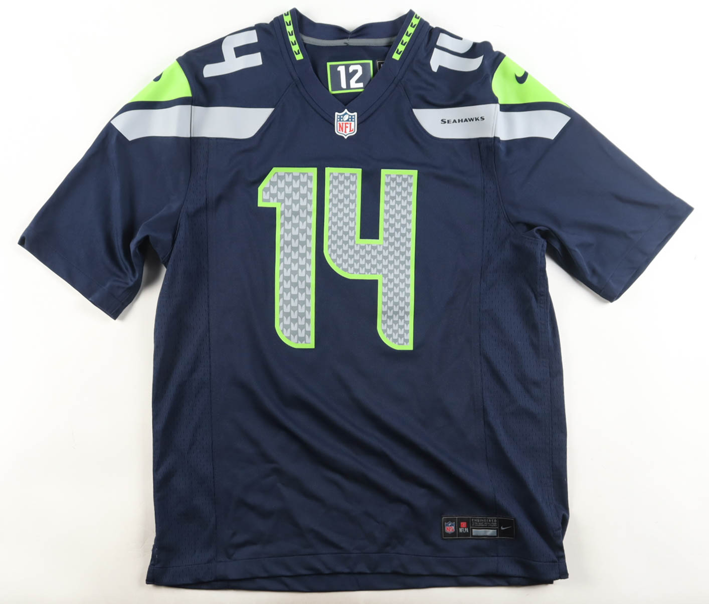 Sam Darnold Signed Seahawks Nike Authentic Jersey (Beckett) at PristineAuction.com Sam Darnold Signed Seahawks Nike Authentic Jersey (Beckett) at PristineAuction.com