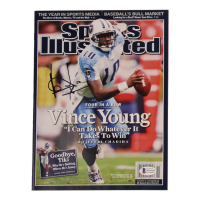 Vince Young Signed 2006 Sports Illustrated Magazine (Beckett) at PristineAuction.com