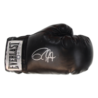 Roy Jones Jr. Signed Everlast Boxing Glove (Schwartz) at PristineAuction.com