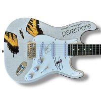 Hayley Willams & Zac Farro Signed "Paramore" Custom Stratocaster Style Guitar (JSA) at PristineAuction.com