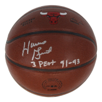 Horace Grant Signed Bulls Logo NBA Basketball Inscribed "3-Peat 91-93" (Schwartz) at PristineAuction.com