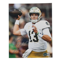 Riley Leonard Signed Notre Dame Fighting Irish 8x10 Photo (Beckett) at PristineAuction.com