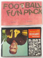1962 Topps Football Card Fun Pack with (10) Cards at PristineAuction.com