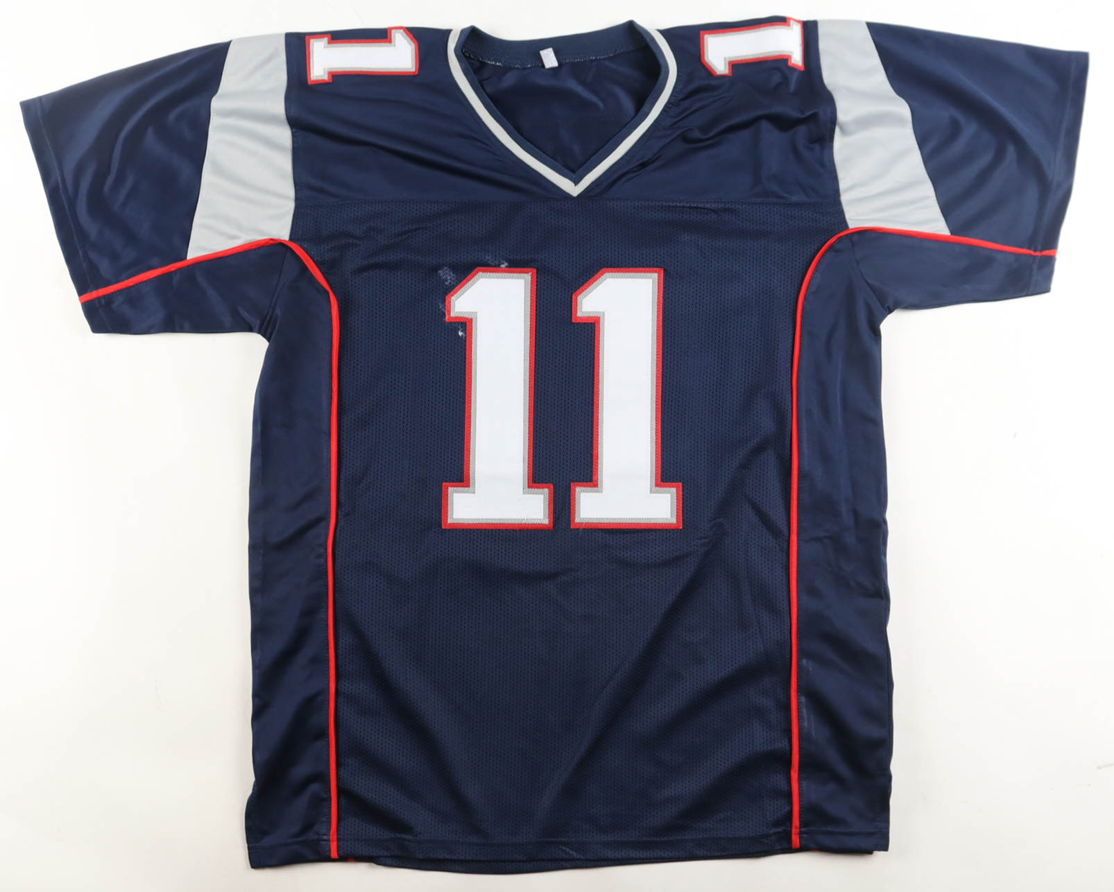 Julian Edelman Signed Jersey (JSA) at PristineAuction.com Julian Edelman Signed Jersey (JSA) at PristineAuction.com