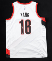 Yang Hansen Signed Trail Blazers Nike Authentic Jersey (Fanatics) at PristineAuction.com