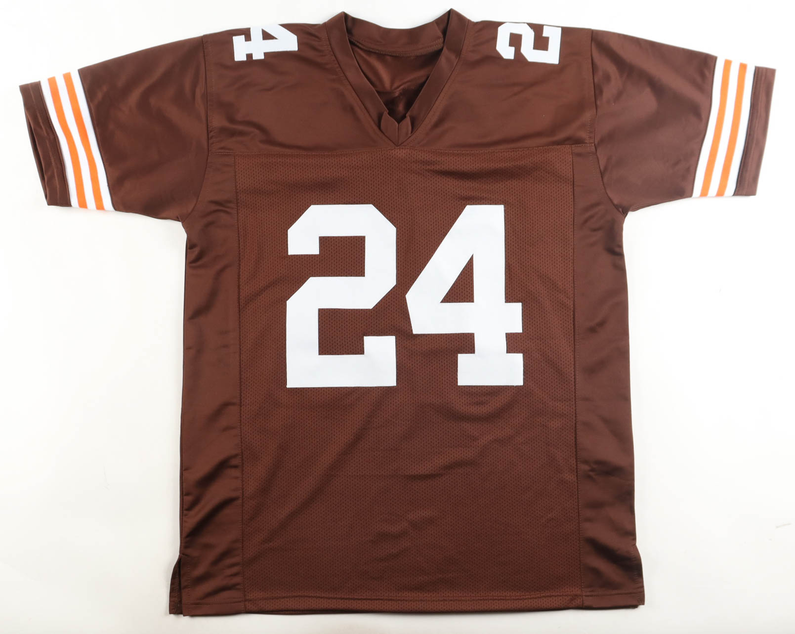 Nick Chubb Signed Jersey (Beckett) at PristineAuction.com Nick Chubb Signed Jersey (Beckett) at PristineAuction.com