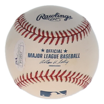 Wade Boggs Signed OML Baseball Inscribed "HOF 05" & "3010 Hits" (JSA) at PristineAuction.com Wade Boggs Signed OML Baseball Inscribed "HOF 05" & "3010 Hits" (JSA) at PristineAuction.com