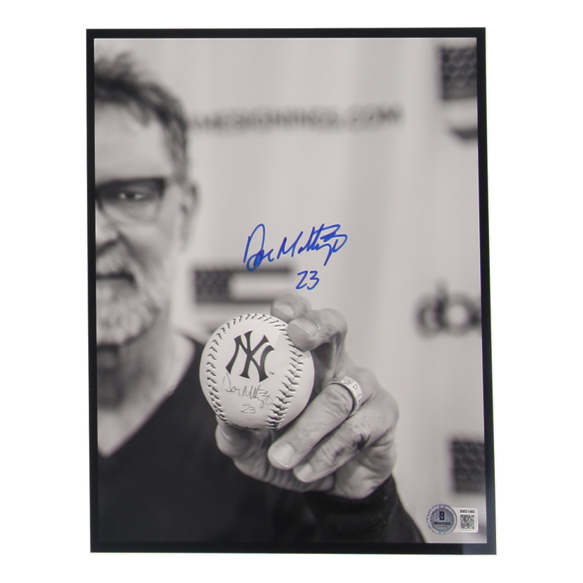 Don Mattingly Signed Yankees 8.25x10.75 Photo (Beckett) at PristineAuction.com Don Mattingly Signed Yankees 8.25x10.75 Photo (Beckett) at PristineAuction.com