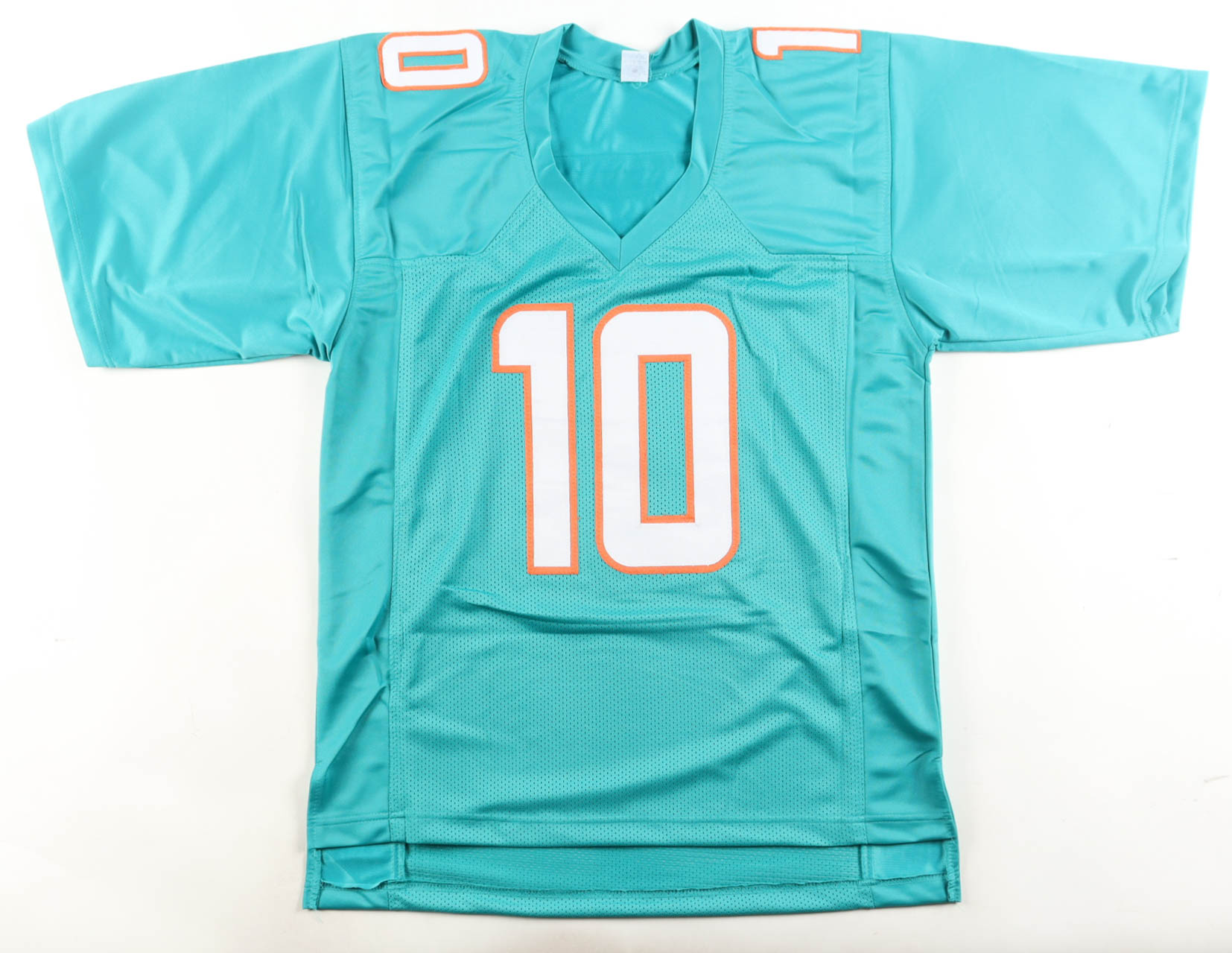 Tyreek Hill Signed Jersey (Beckett) at PristineAuction.com Tyreek Hill Signed Jersey (Beckett) at PristineAuction.com