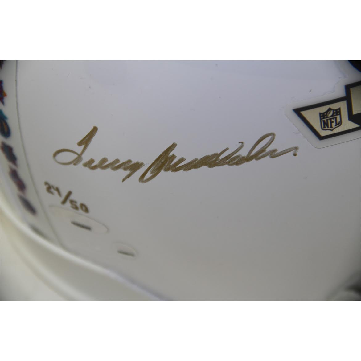 Multi-Signed LE "Super Bowl on The 50" Full-Size Authentic Proline Helmet with (3) Signatures Including Tom Brady, Joe Montana & Terry Bradshaw (Steiner COA) at PristineAuction.com Multi-Signed LE "Super Bowl on The 50" Full-Size Authentic Proline Helmet with (3) Signatures Including Tom Brady, Joe Montana & Terry Bradshaw (Steiner COA) at PristineAuction.com