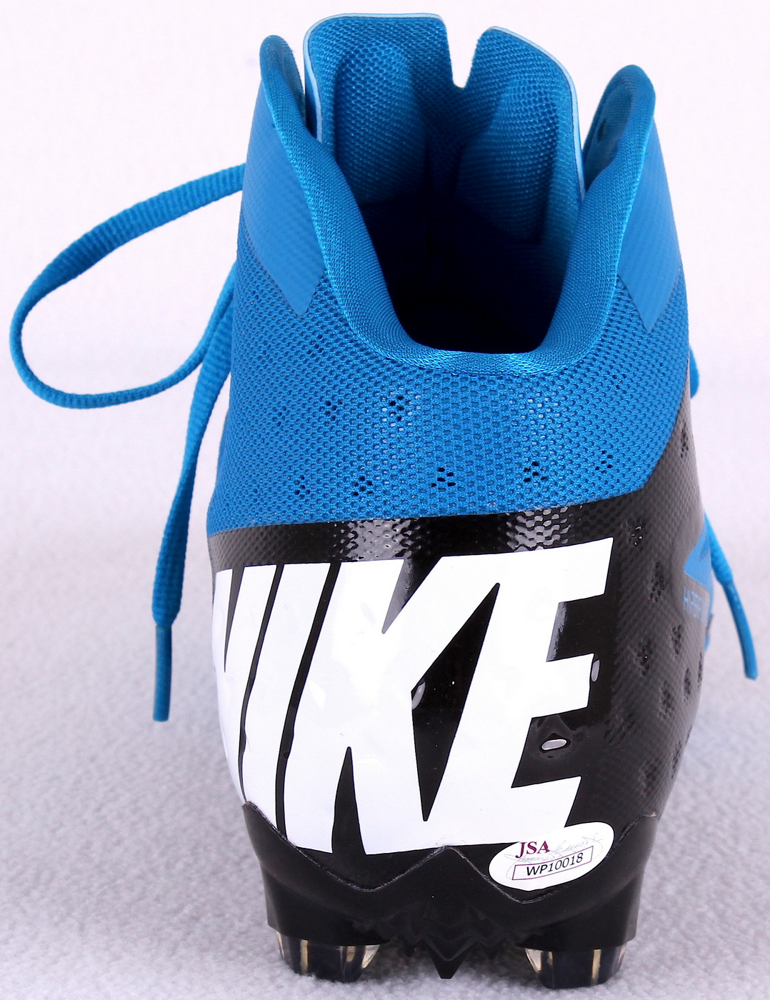 Luke Kuechly Signed Panthers Nike Cleat (JSA Hologram) at PristineAuction.com Luke Kuechly Signed Panthers Nike Cleat (JSA Hologram) at PristineAuction.com