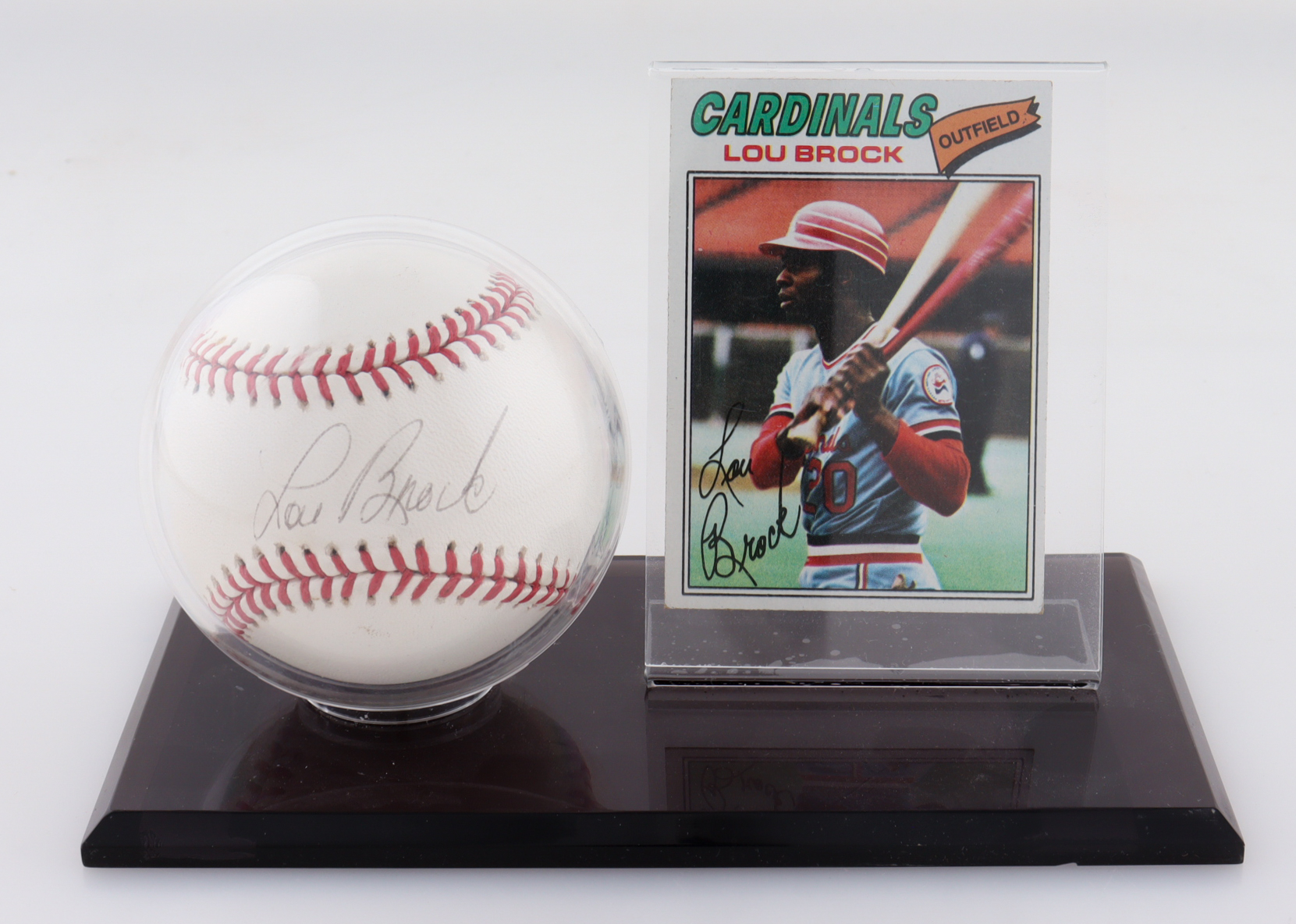 Lou Brock Signed OL Baseball with Lou Brock 1977 Topps #355 Custom Display (Beckett) at PristineAuction.com Lou Brock Signed OL Baseball with Lou Brock 1977 Topps #355 Custom Display (Beckett) at PristineAuction.com