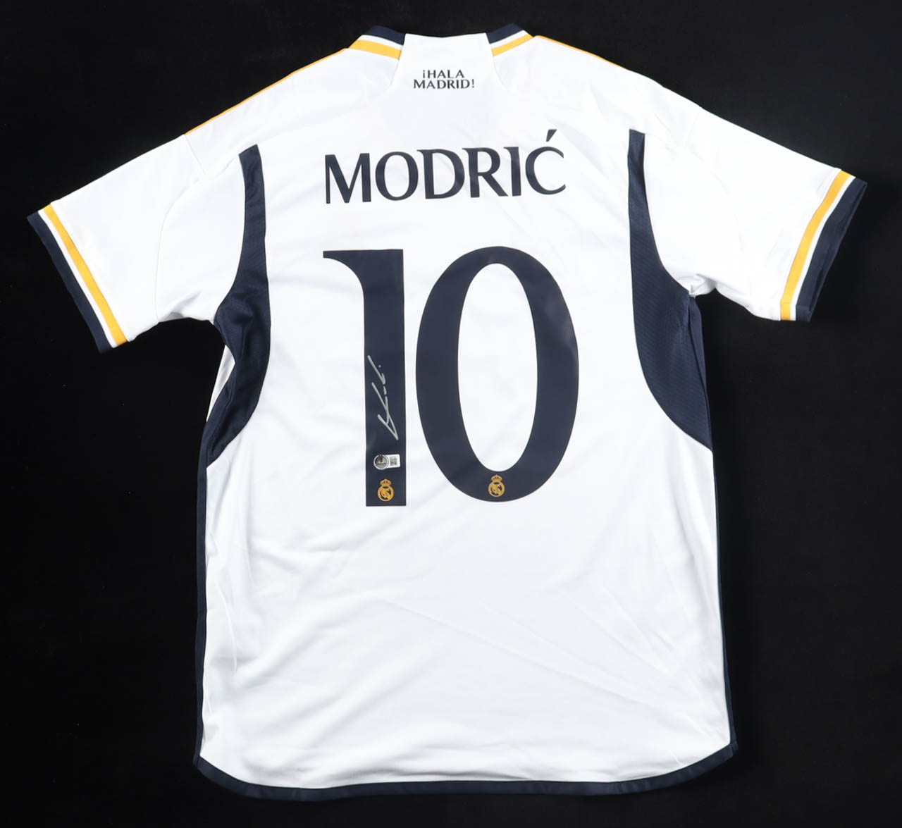 Luka Modric Signed Real Madrid F.C. Adidas Authentic Jersey (Beckett) at PristineAuction.com Luka Modric Signed Real Madrid F.C. Adidas Authentic Jersey (Beckett) at PristineAuction.com
