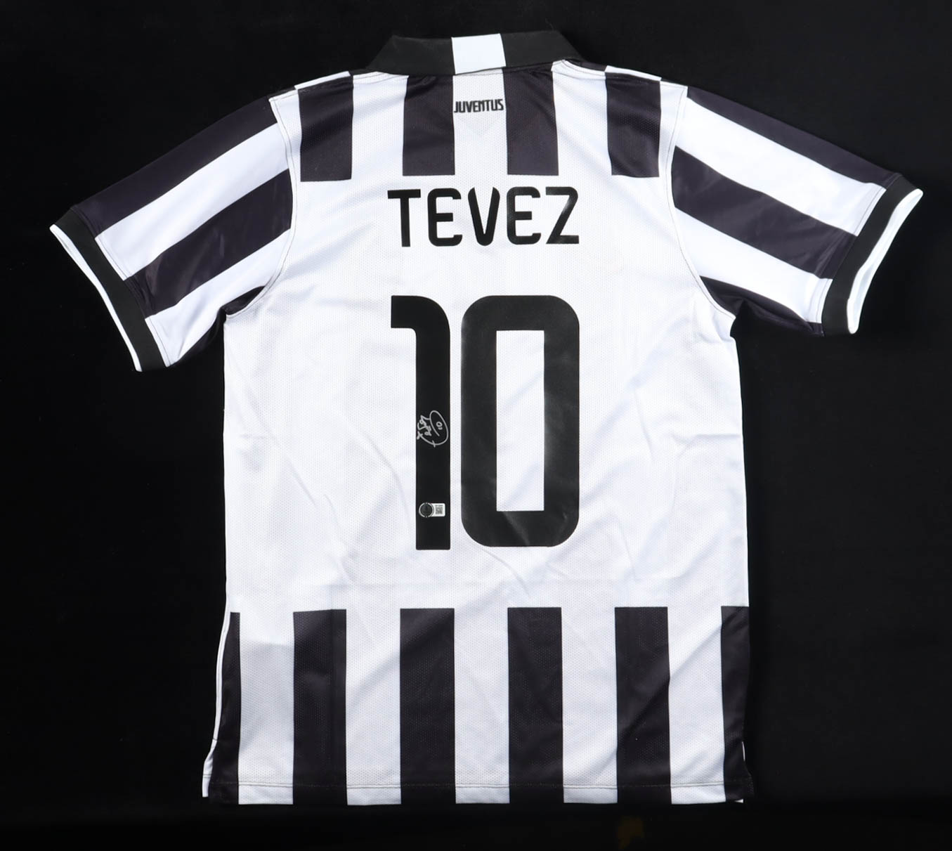 Carlos Tevez Signed Juventus FC Nike Authentic Jersey (Beckett) at PristineAuction.com Carlos Tevez Signed Juventus FC Nike Authentic Jersey (Beckett) at PristineAuction.com