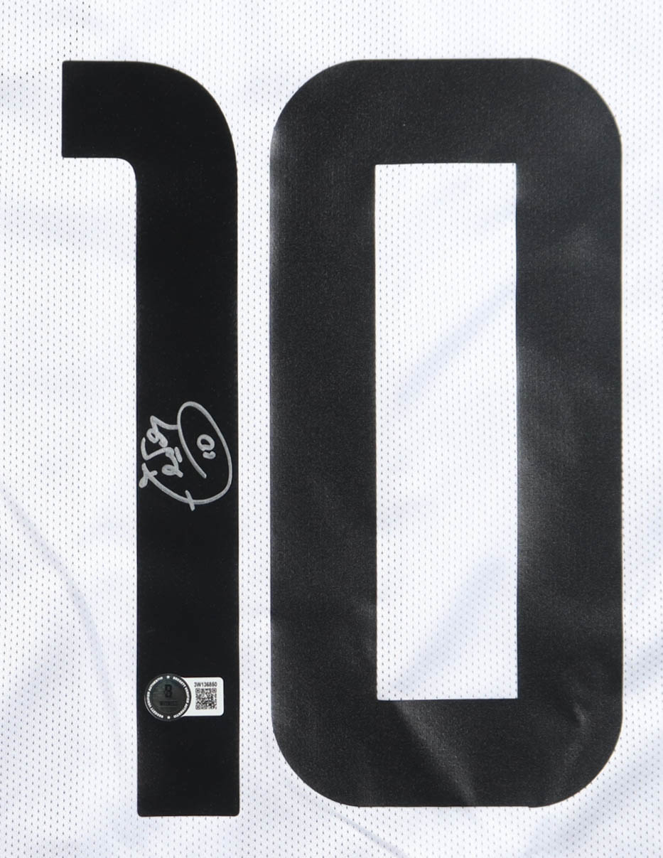 Carlos Tevez Signed Juventus FC Nike Authentic Jersey (Beckett) at PristineAuction.com Carlos Tevez Signed Juventus FC Nike Authentic Jersey (Beckett) at PristineAuction.com