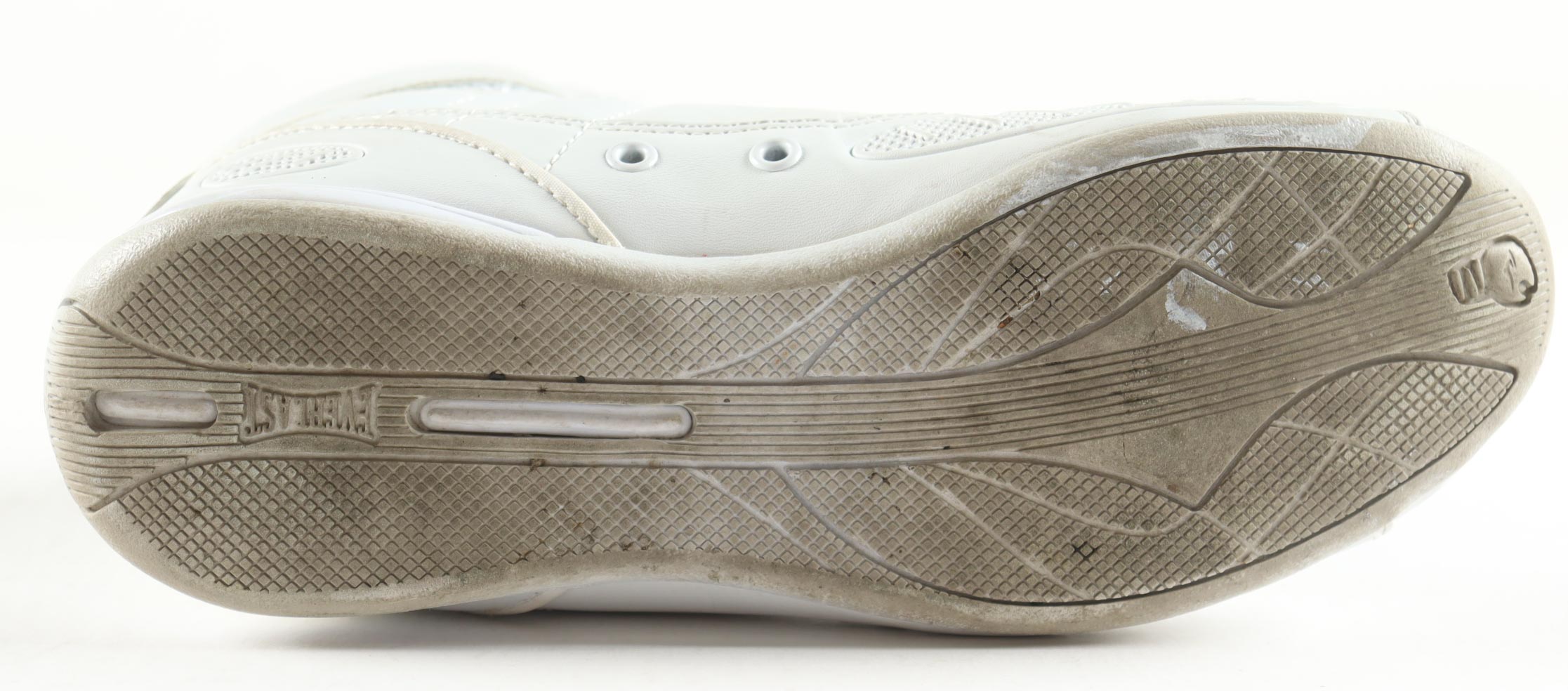 Mike Tyson Signed Everlast Boxing Shoe in Wood Display Case (PSA & Tyson) at PristineAuction.com Mike Tyson Signed Everlast Boxing Shoe in Wood Display Case (PSA & Tyson) at PristineAuction.com