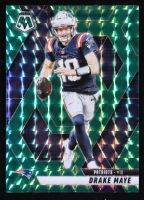 Drake Maye 2025 Panini Mosaic Mosaic Green #28 at PristineAuction.com