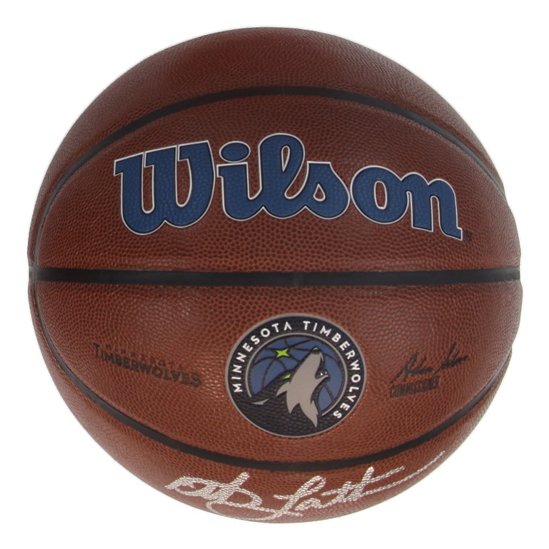 Christian Laettner Signed Timberswolves Logo Basketball (Schwartz) at PristineAuction.com Christian Laettner Signed Timberswolves Logo Basketball (Schwartz) at PristineAuction.com
