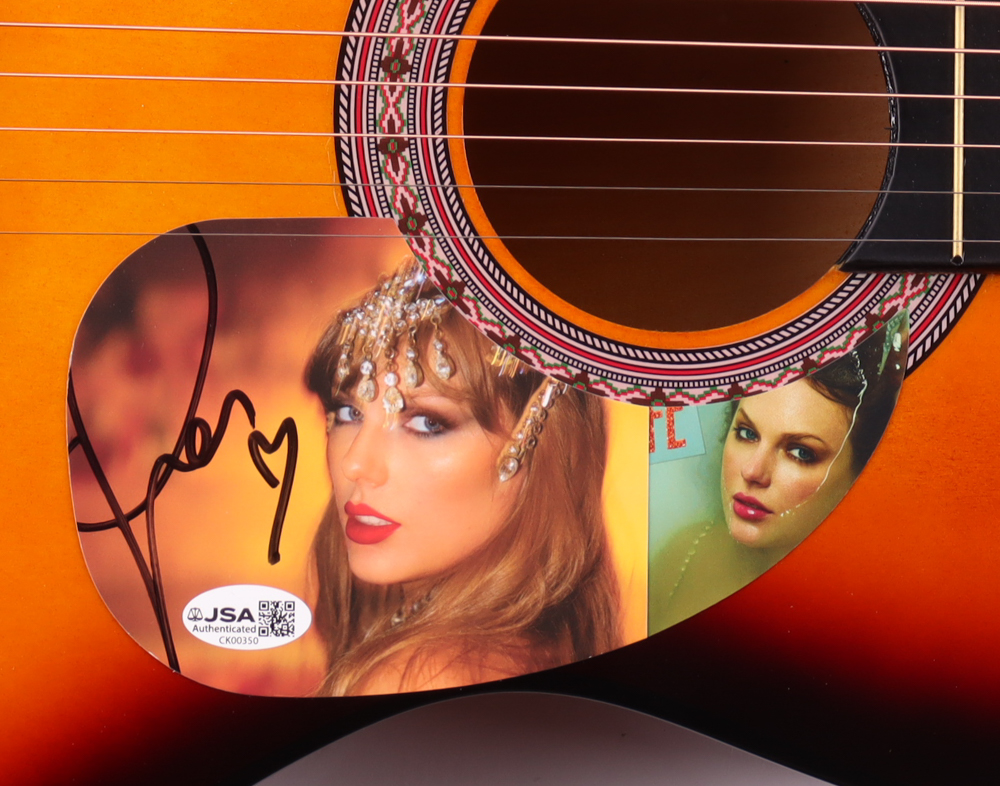 Taylor Swift Guitar with Signed Custom Insert Pickguard (JSA) at PristineAuction.com Taylor Swift Guitar with Signed Custom Insert Pickguard (JSA) at PristineAuction.com