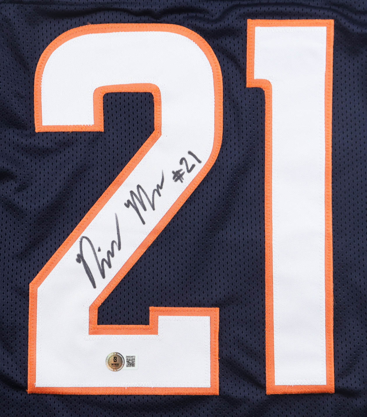 Riley Moss Signed Jersey (Beckett) at PristineAuction.com Riley Moss Signed Jersey (Beckett) at PristineAuction.com