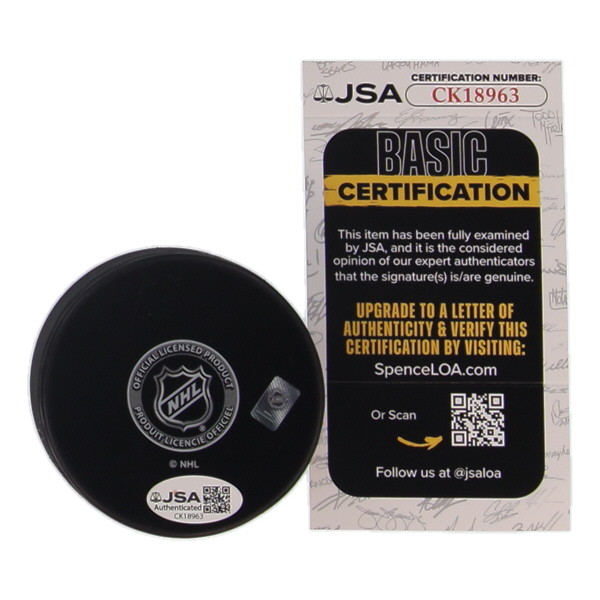 Elias Lindholm Signed Bruins Logo Hockey Puck (JSA) at PristineAuction.com Elias Lindholm Signed Bruins Logo Hockey Puck (JSA) at PristineAuction.com