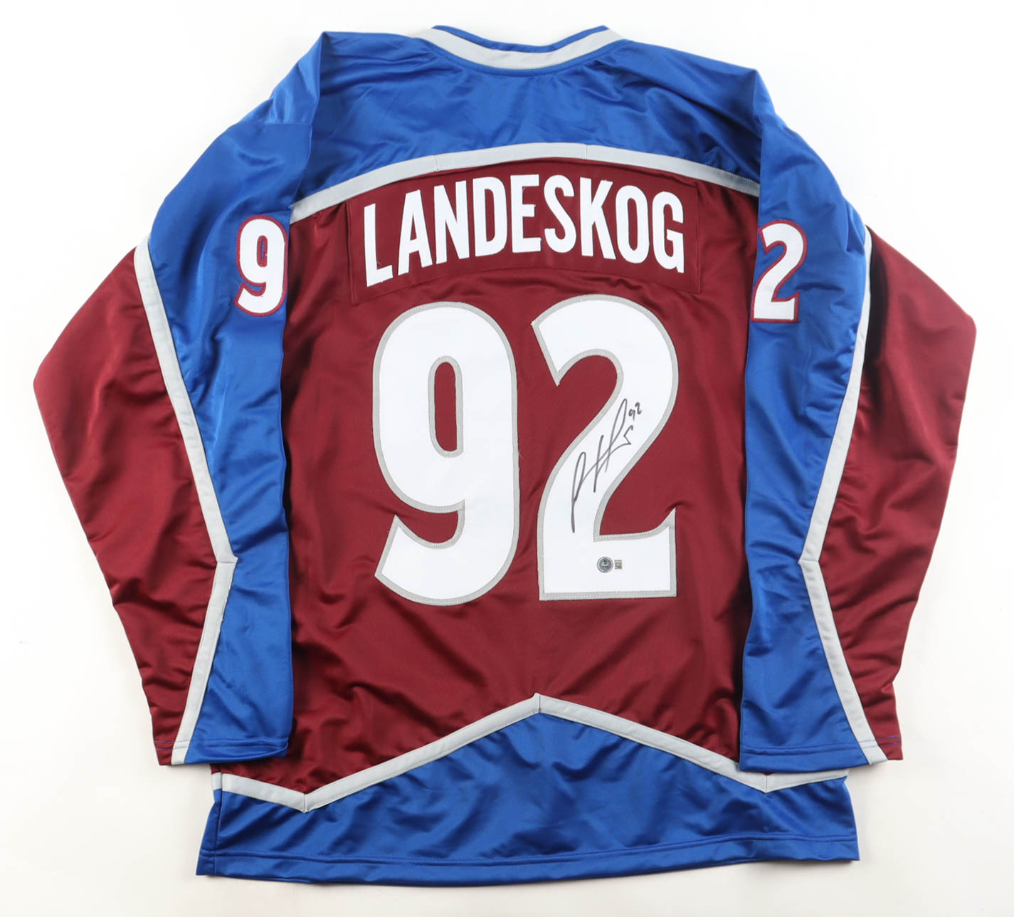 Gabriel Landeskog Signed Jersey (Beckett) at PristineAuction.com Gabriel Landeskog Signed Jersey (Beckett) at PristineAuction.com