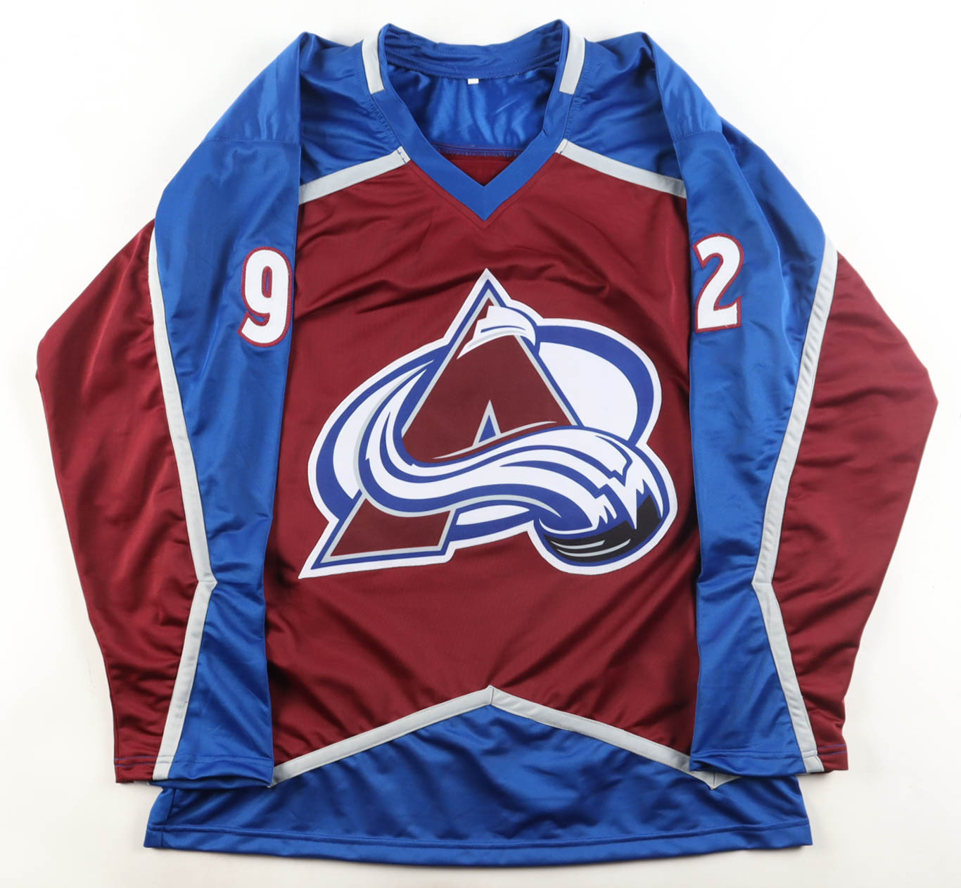 Gabriel Landeskog Signed Jersey (Beckett) at PristineAuction.com Gabriel Landeskog Signed Jersey (Beckett) at PristineAuction.com