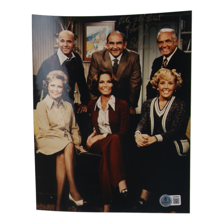 Ed Asner Signed The Mary Tyler Moore Show 8x10 Photo Inscribed "The Best of Love & Life" (Beckett) at PristineAuction.com Ed Asner Signed The Mary Tyler Moore Show 8x10 Photo Inscribed "The Best of Love & Life" (Beckett) at PristineAuction.com