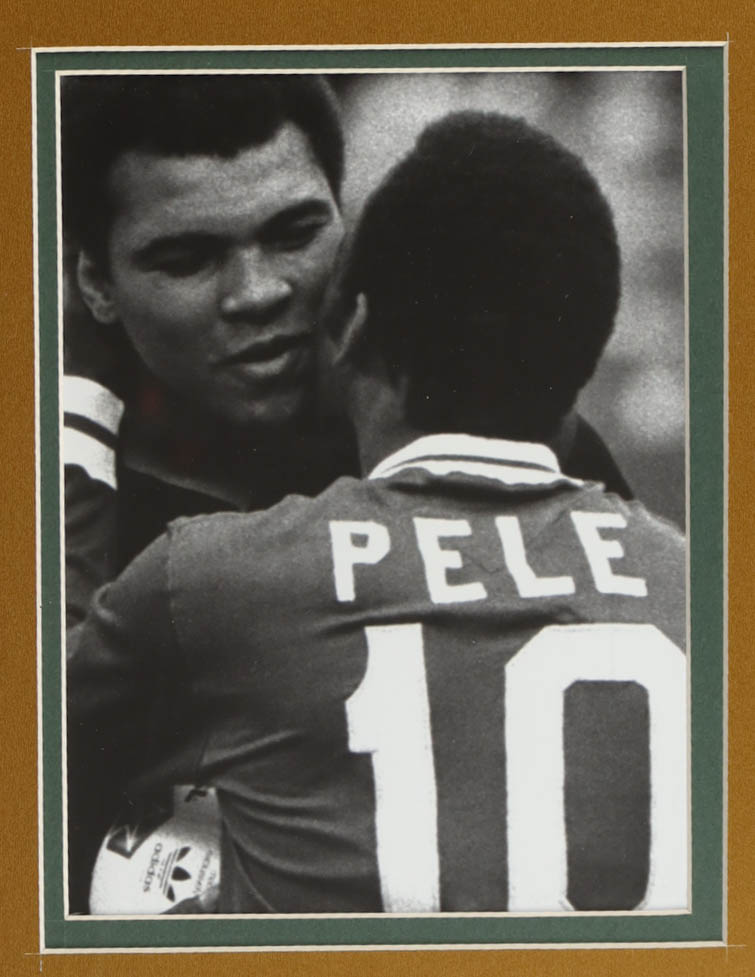 Pele Signed Custom Framed Jersey Display with Trophy Pin & Stat Plaque (PSA) at PristineAuction.com Pele Signed Custom Framed Jersey Display with Trophy Pin & Stat Plaque (PSA) at PristineAuction.com
