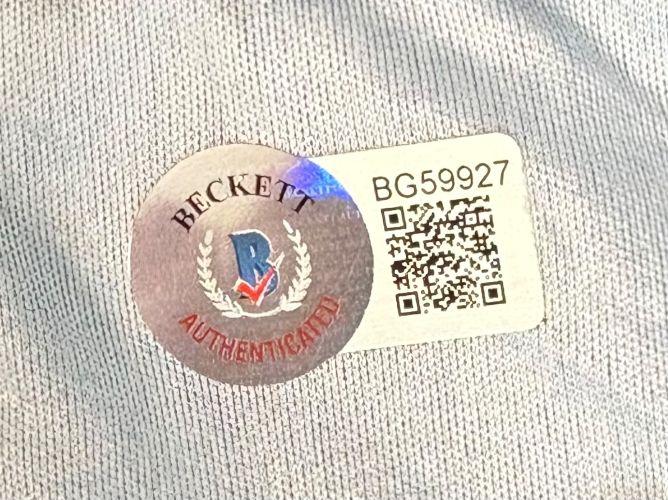 Usain Bolt Signed Team Jamaica Track Shirt (Beckett) at PristineAuction.com Usain Bolt Signed Team Jamaica Track Shirt (Beckett) at PristineAuction.com