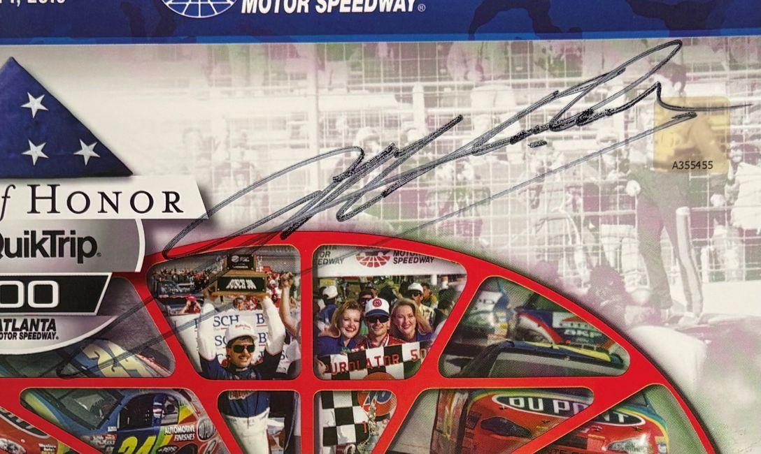Jeff Gordon Signed NASCAR 2015 Folds Of Honor 500 Collector's Program (PSA) at PristineAuction.com Jeff Gordon Signed NASCAR 2015 Folds Of Honor 500 Collector's Program (PSA) at PristineAuction.com