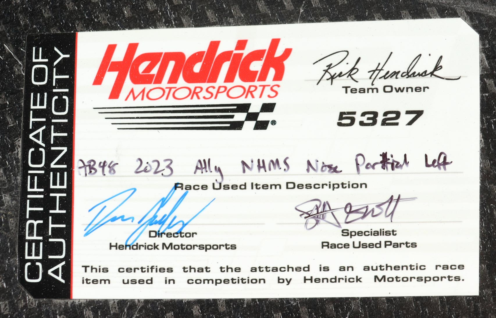 Alex Bowman Race-Used 2023 Crayon 301 #48 Ally Left Partial Nose Car Piece (Hendrick Motorsports) at PristineAuction.com Alex Bowman Race-Used 2023 Crayon 301 #48 Ally Left Partial Nose Car Piece (Hendrick Motorsports) at PristineAuction.com
