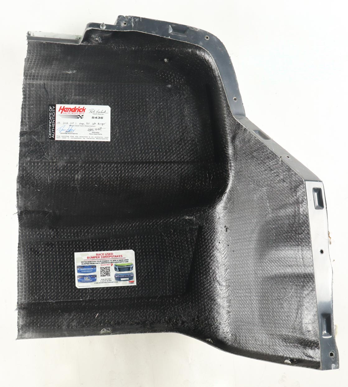 Chase Elliott Race-Used 2023 Charlotte #9 NAPA Auto Parts Patriotic Left Bumper Car Piece (Hendrick Motorsports) at PristineAuction.com Chase Elliott Race-Used 2023 Charlotte #9 NAPA Auto Parts Patriotic Left Bumper Car Piece (Hendrick Motorsports) at PristineAuction.com