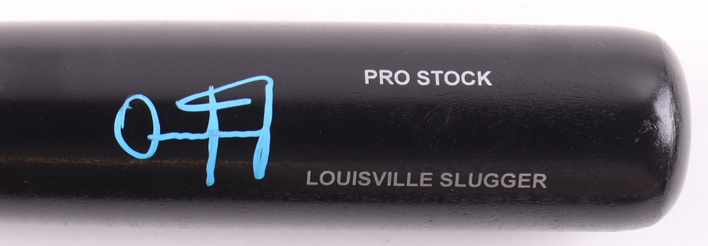 Eduardo Quintero Signed Louisville Slugger Baseball Bat (Beckett) at PristineAuction.com Eduardo Quintero Signed Louisville Slugger Baseball Bat (Beckett) at PristineAuction.com