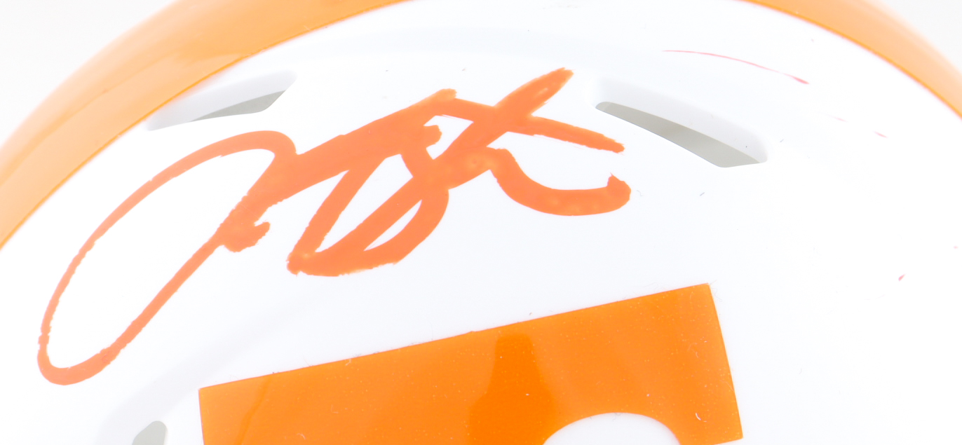 Arian Foster Signed Tennessee Volunteers Speed Mini Helmet (Beckett) at PristineAuction.com Arian Foster Signed Tennessee Volunteers Speed Mini Helmet (Beckett) at PristineAuction.com