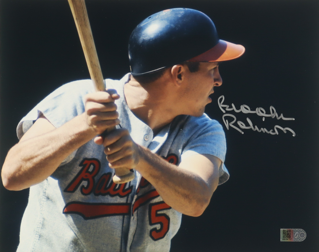 Brooks Robinson Signed Orioles 8x10 Photo (AIV) at PristineAuction.com Brooks Robinson Signed Orioles 8x10 Photo (AIV) at PristineAuction.com