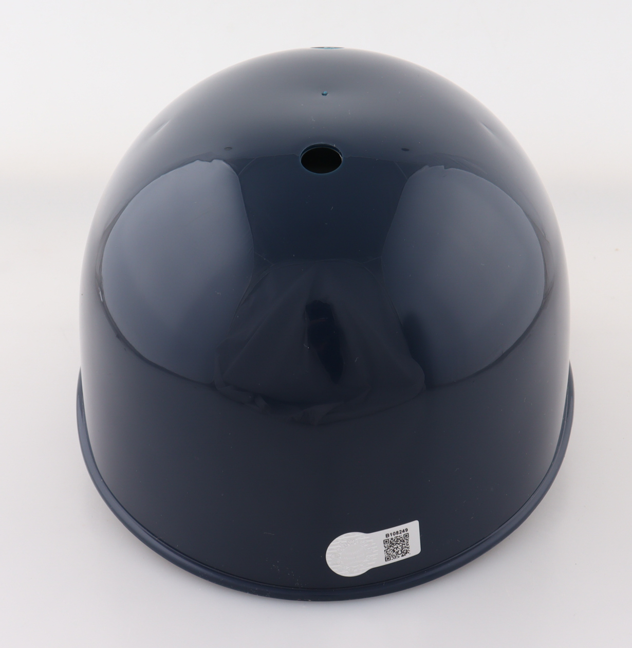 Wade Boggs Signed Red Sox Full-Size Batting Helmet Inscribed "HOF 05" (Schwartz) at PristineAuction.com Wade Boggs Signed Red Sox Full-Size Batting Helmet Inscribed "HOF 05" (Schwartz) at PristineAuction.com