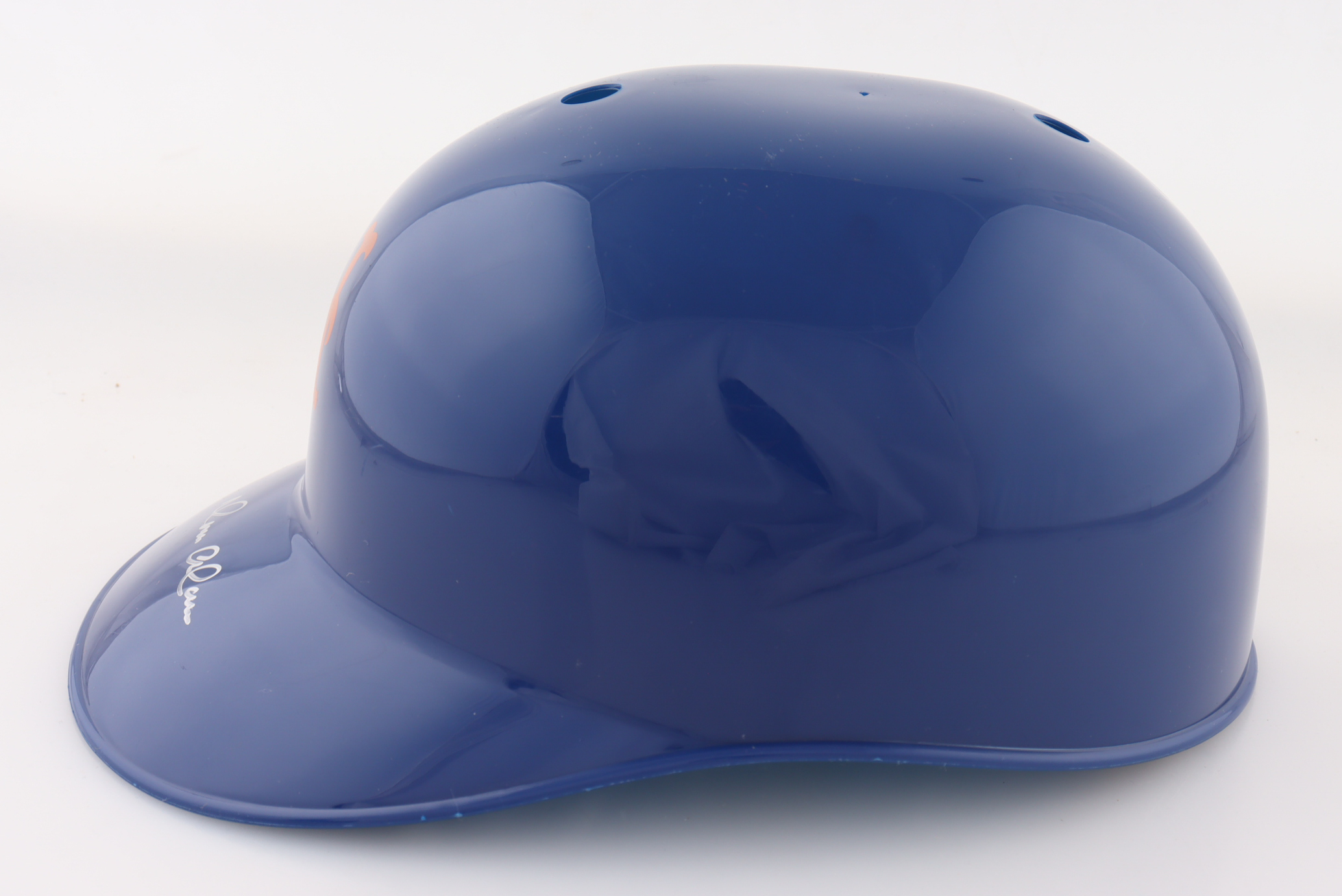 Moises Alou Signed Mets Full-Size Batting Helmet (Schwartz) at PristineAuction.com Moises Alou Signed Mets Full-Size Batting Helmet (Schwartz) at PristineAuction.com