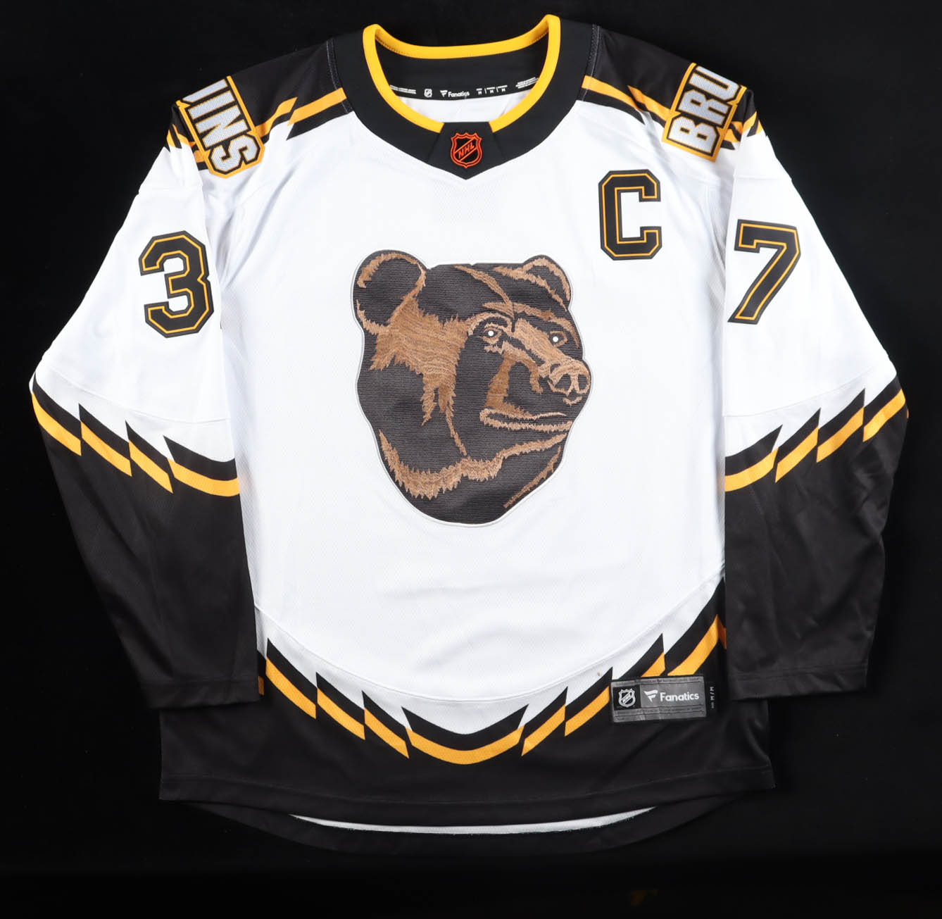 Patrice Bergeron Signed Bruins Fanatics Authentic Captain Jersey (Bergeron) at PristineAuction.com Patrice Bergeron Signed Bruins Fanatics Authentic Captain Jersey (Bergeron) at PristineAuction.com