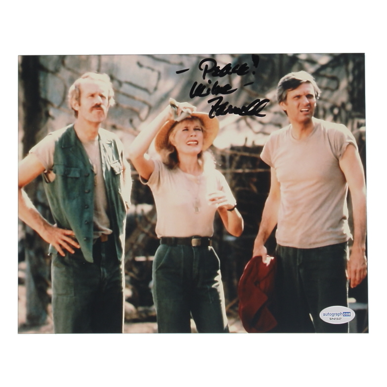 Mike Farrell Signed "M*A*S*H* " 8x10 Photo Inscribed "Peace!" (AutographCOA) at PristineAuction.com Mike Farrell Signed "M*A*S*H* " 8x10 Photo Inscribed "Peace!" (AutographCOA) at PristineAuction.com