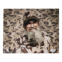 Si Robertson Signed "Duck Dynasty" 8x10 Photo (AutographCOA) at PristineAuction.com