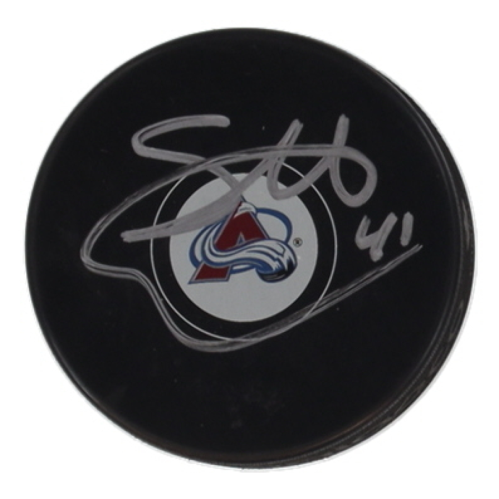 Scott Wedgewood Signed Avalanche Logo Hockey Puck (Beckett) at PristineAuction.com